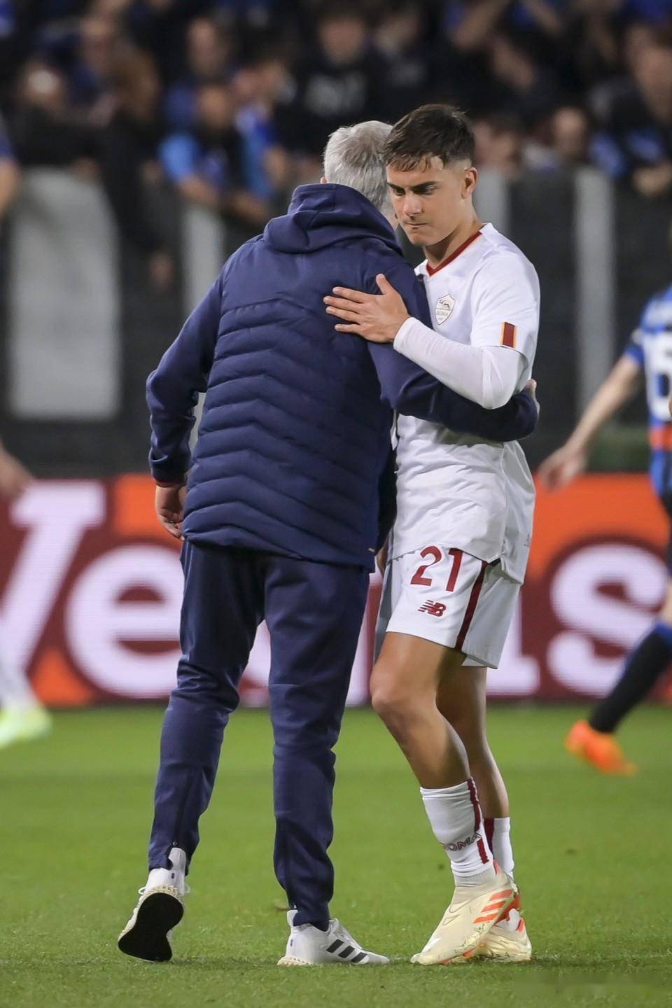 关于里程碑夜罗马回应争议，欧超杯转会期刷纪录，话题不断，临场指挥获称赞的信息